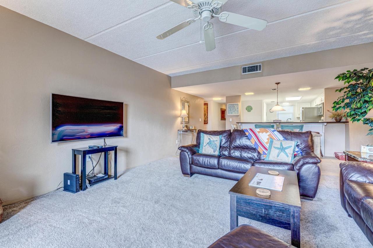 Daytona Beach Shores Condos Room photo