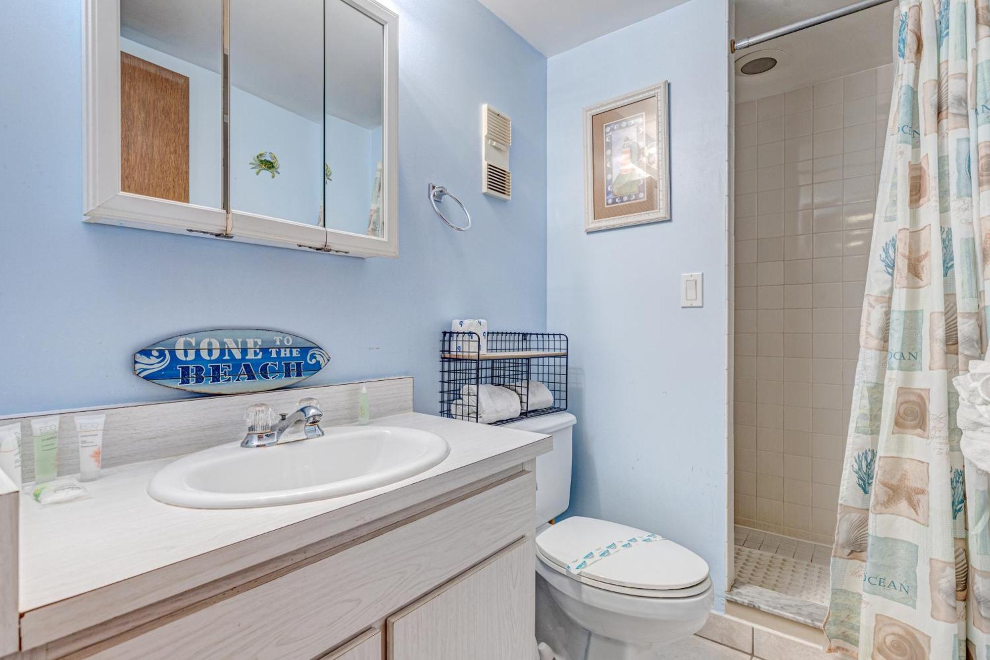 Daytona Beach Shores Condos Room photo