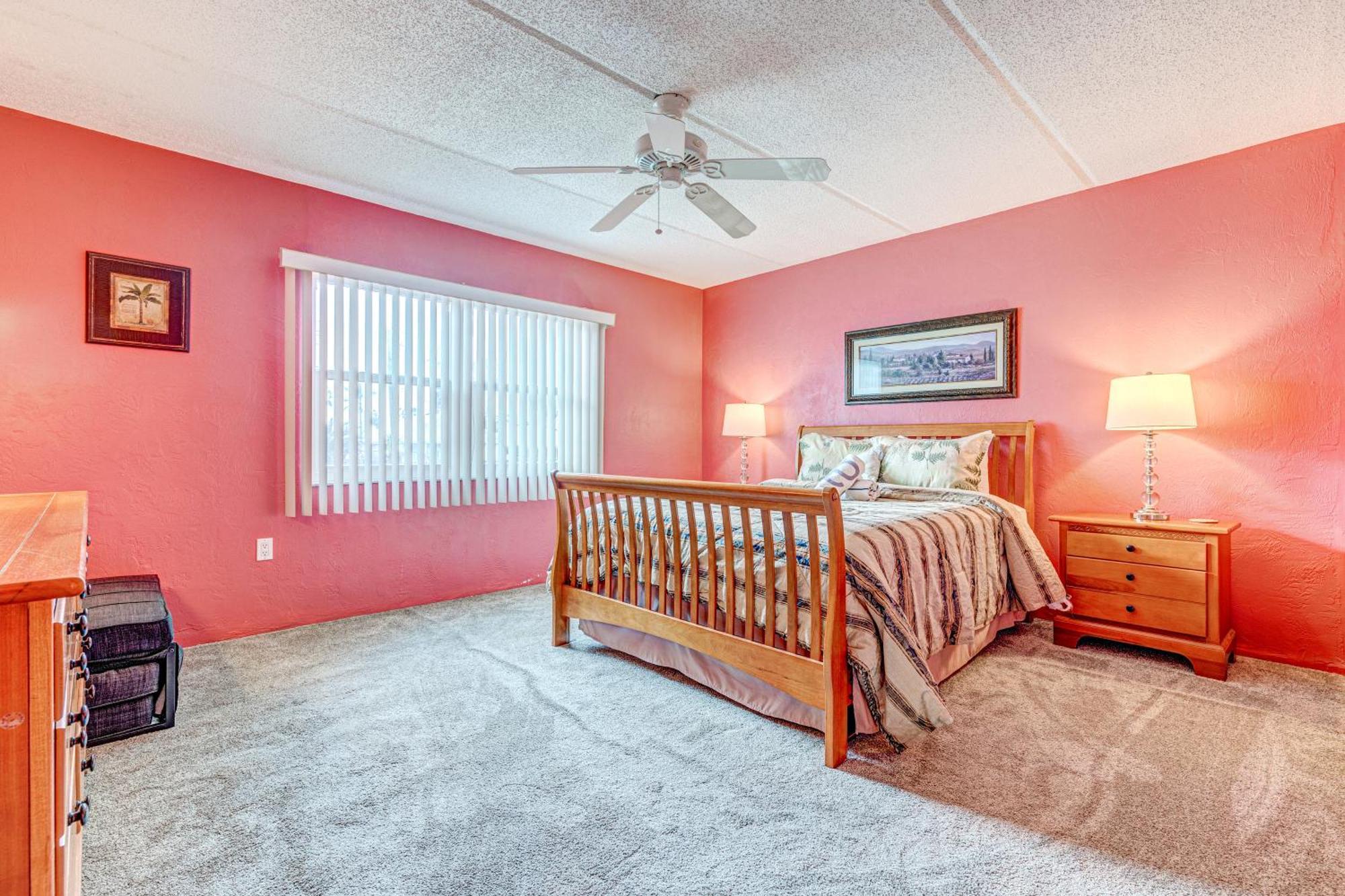 Daytona Beach Shores Condos Room photo